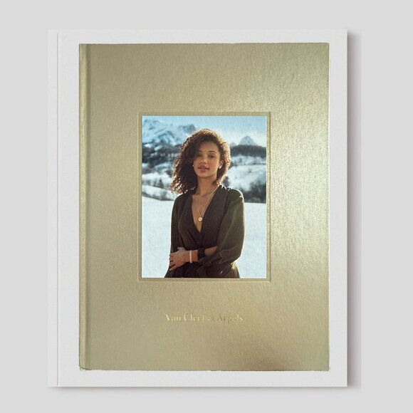 Set of 4 Van Cleef & Arpels Fine Jewelry & Watch Catalogs (2022-2024) - Picture 4 of 6